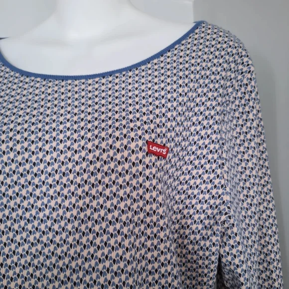 LEVIS Women's Blue Patterned Top - Picture 3 of 3